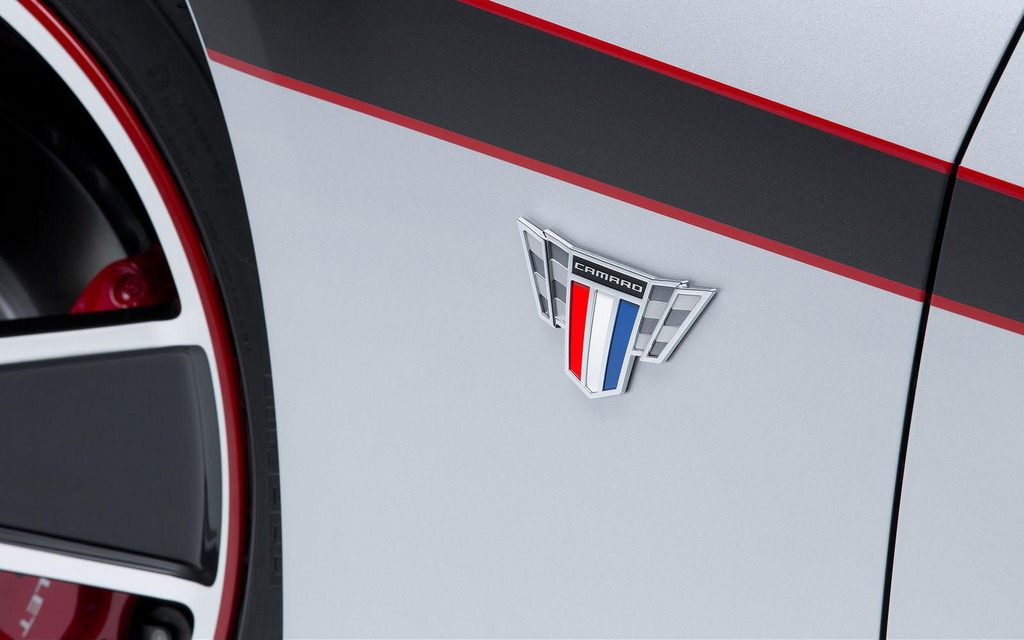 Chevrolet Camaro Commemorative Edition