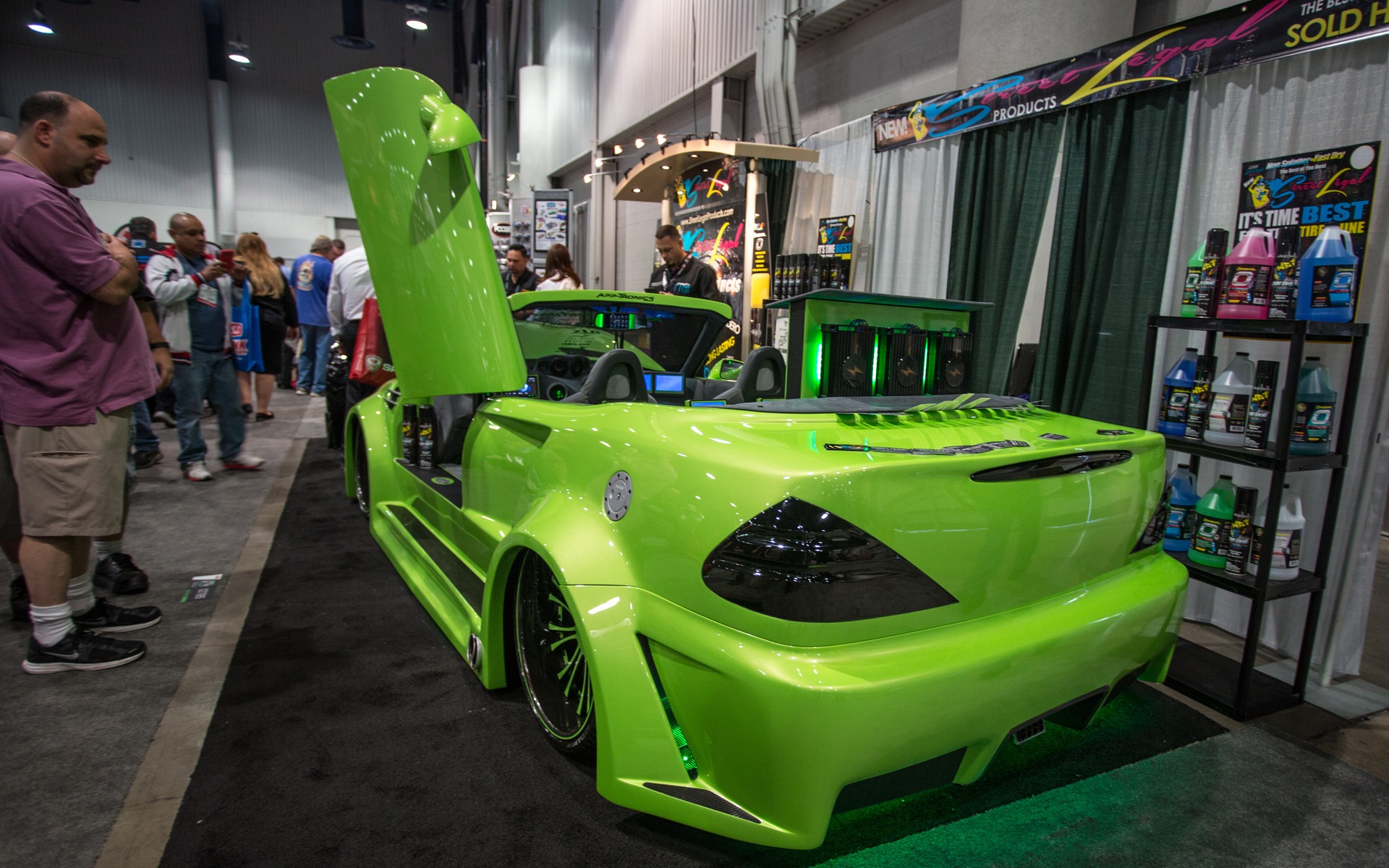 Under all this bodywork is a 92-95 Honda Civic