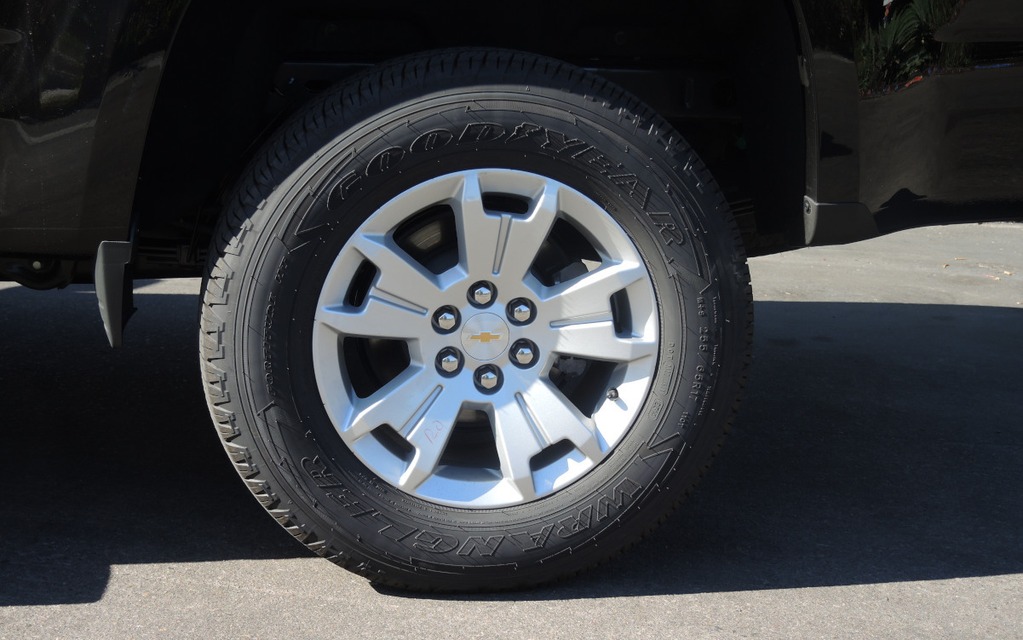 Most versions of the Colorado and Canyon feature 17-inch wheels.