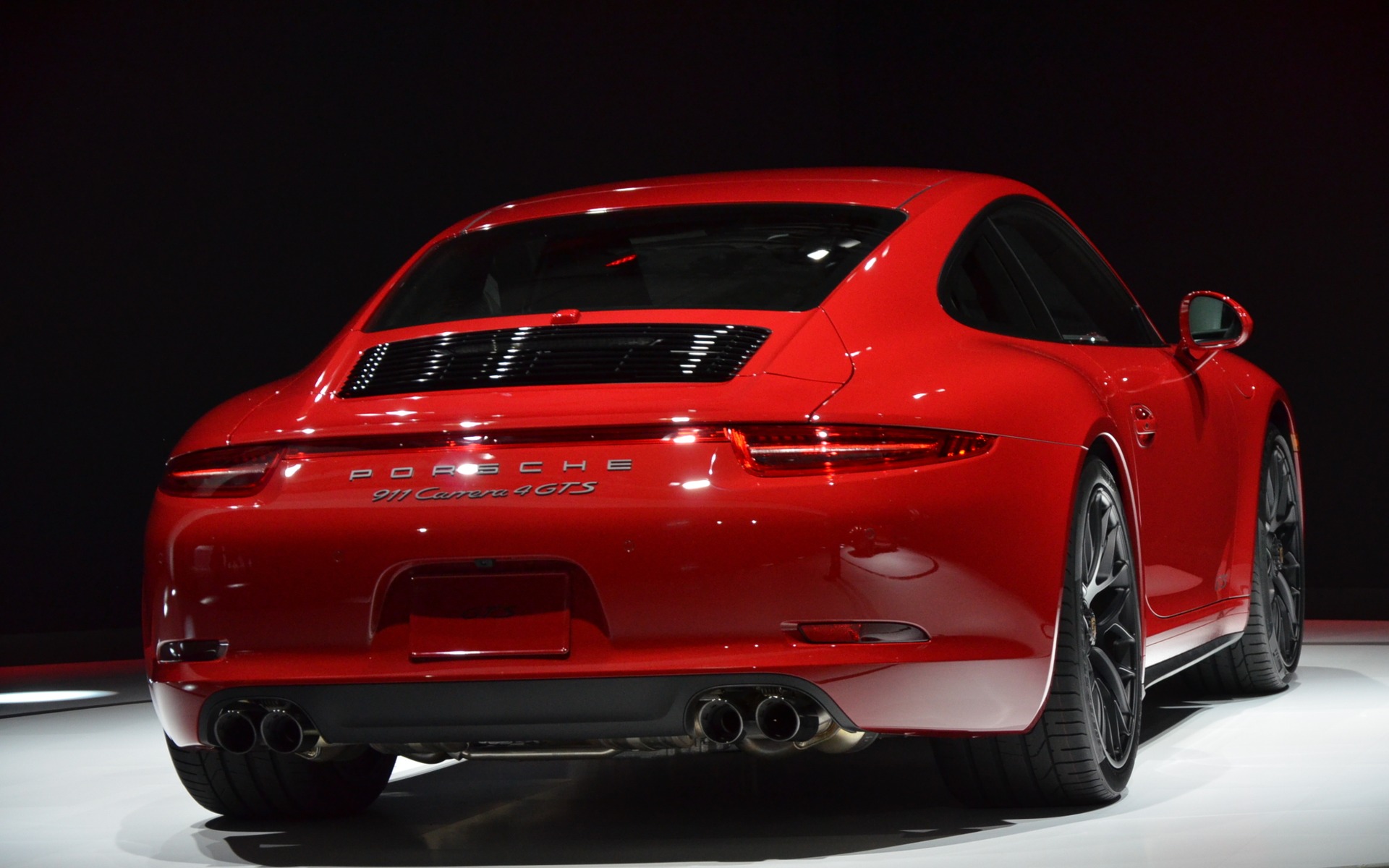 Porsche 911 GTS 2015