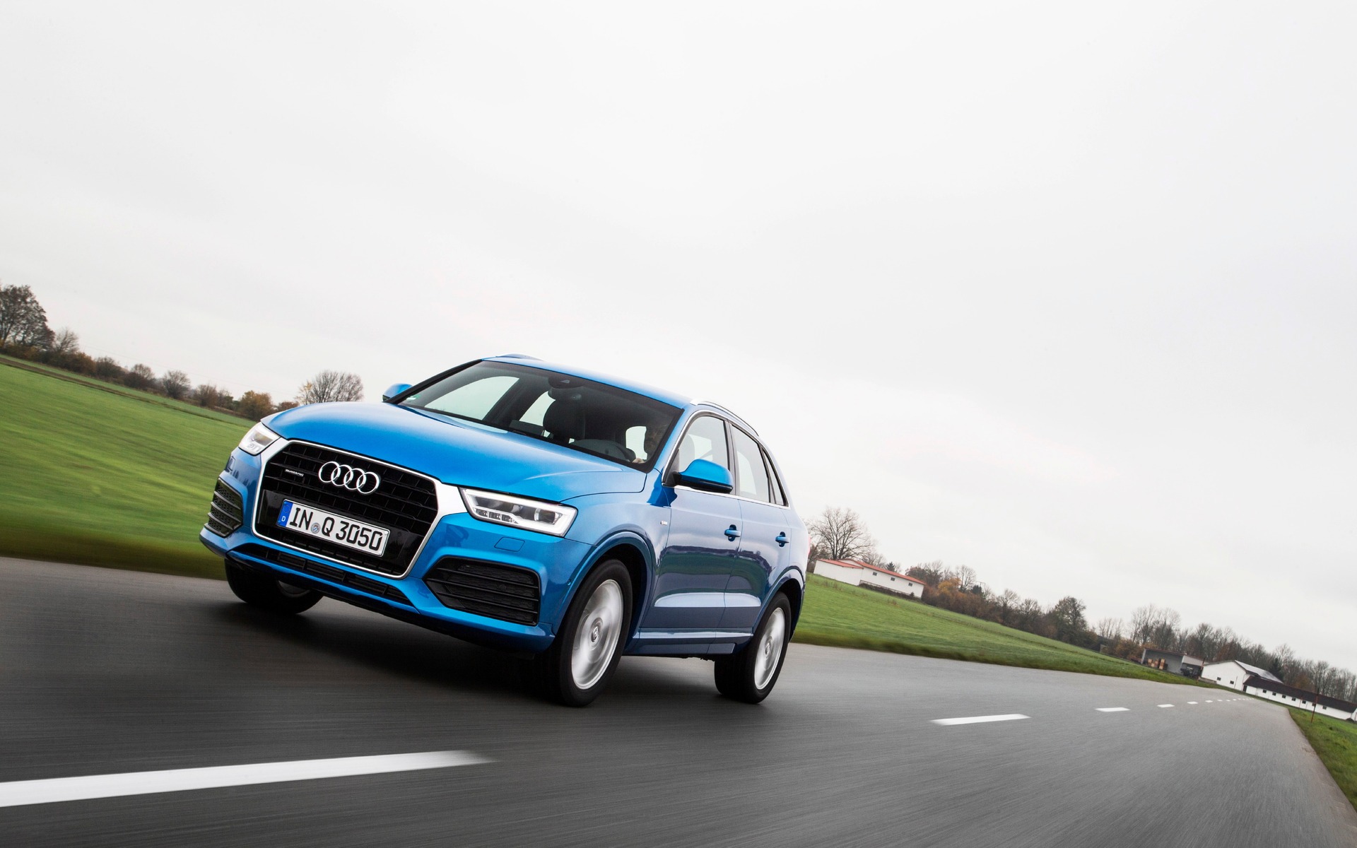 The vehicle handling can be adjusted with the Audi Drive Select system.