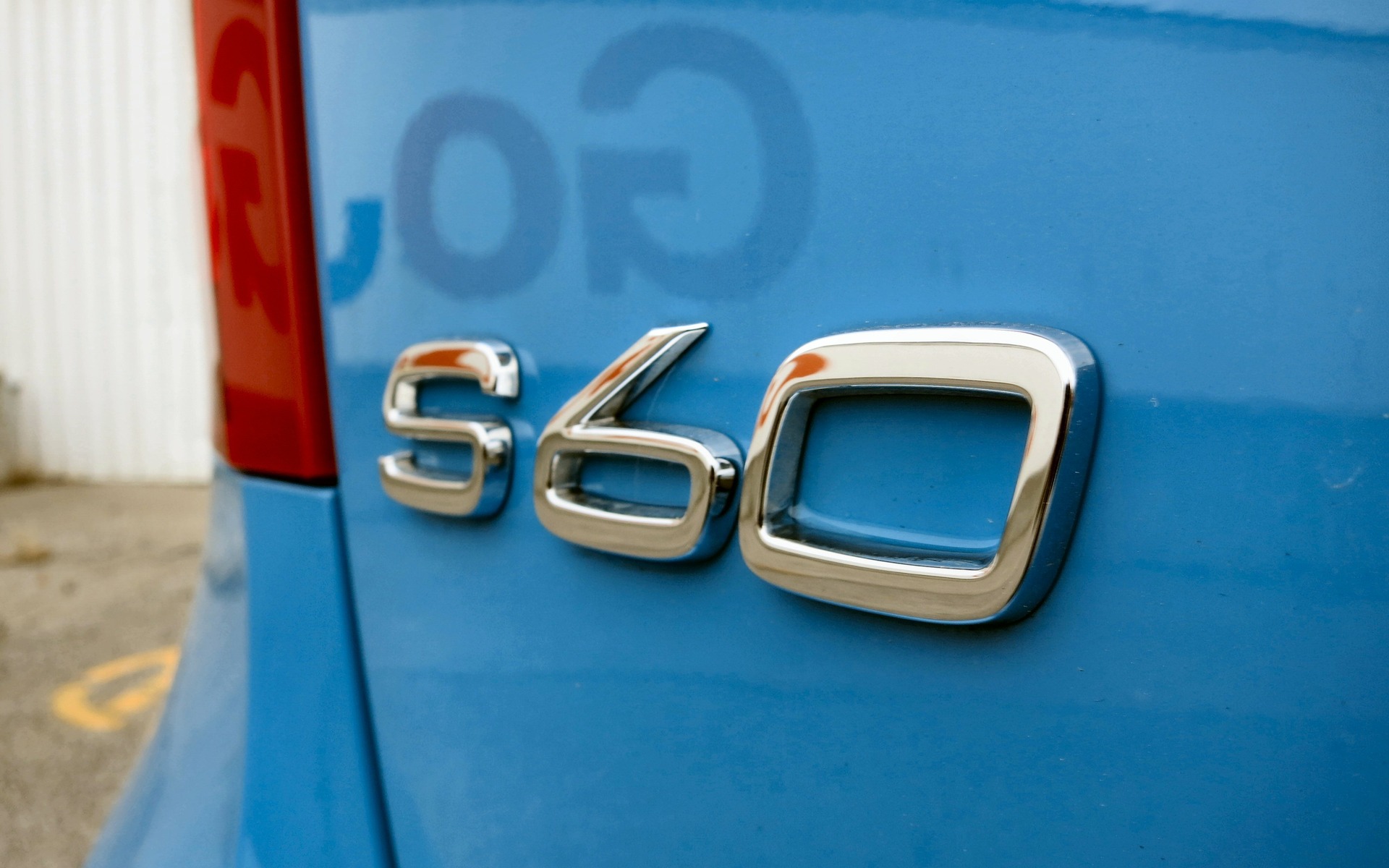 The Polestar is based on the S60 T-6 R-Design.