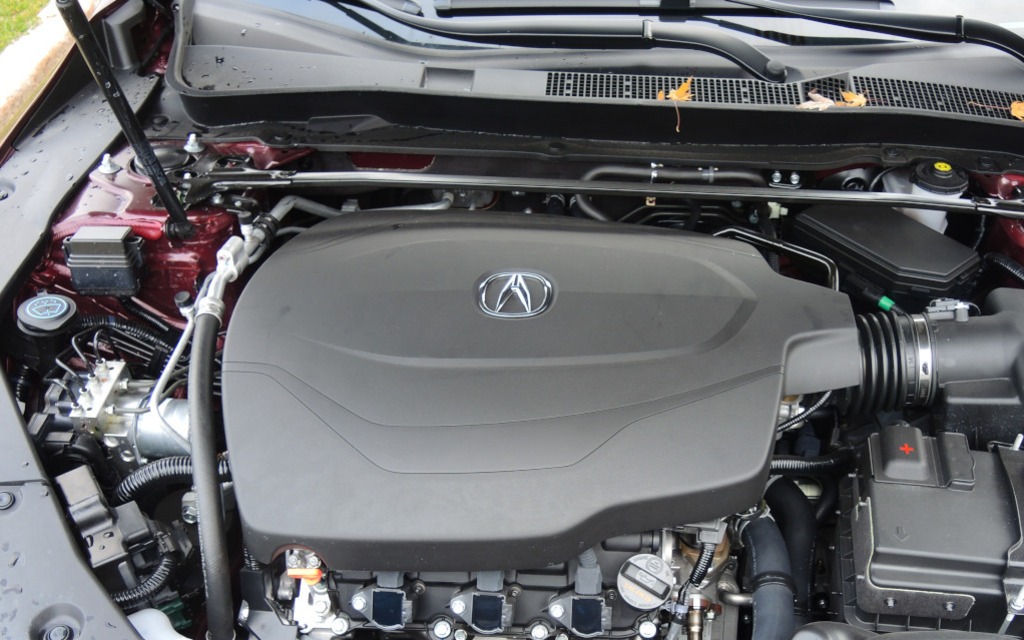 The 3.5-litre V6 is equipped with a cylinder deactivation system.
