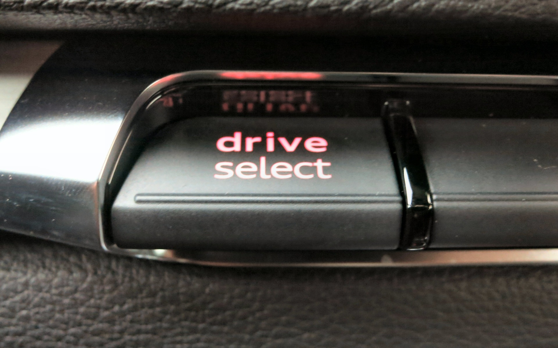 You get Dynamic, Normal, and Individual drive modes.