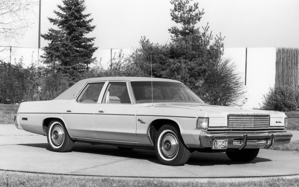 Dodge Monaco 1973 года