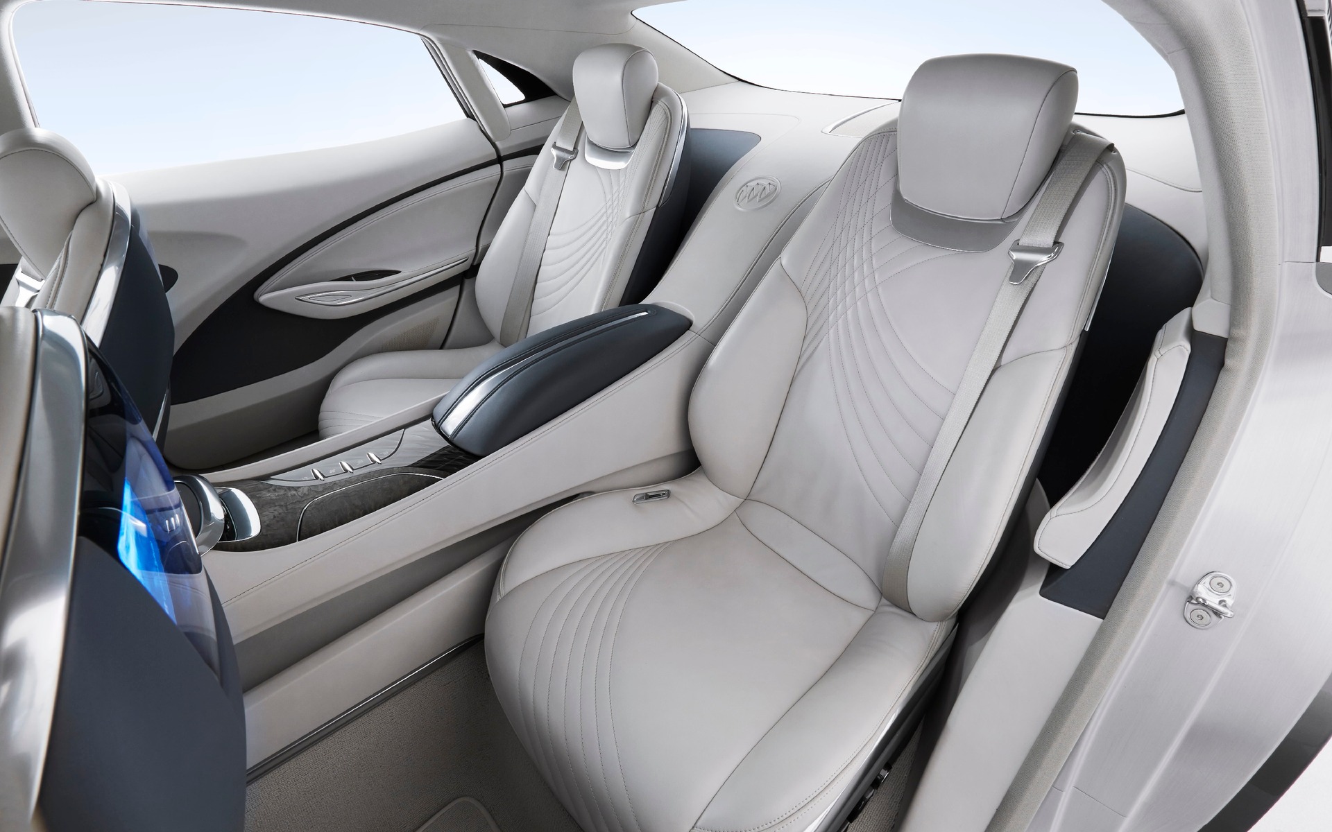 La Buick Avenir Concept est une quatre places plus qu'accueillante 