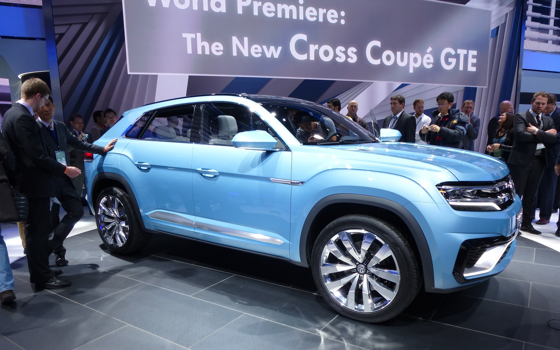 Volkswagen Cross Coupe GTE concept 