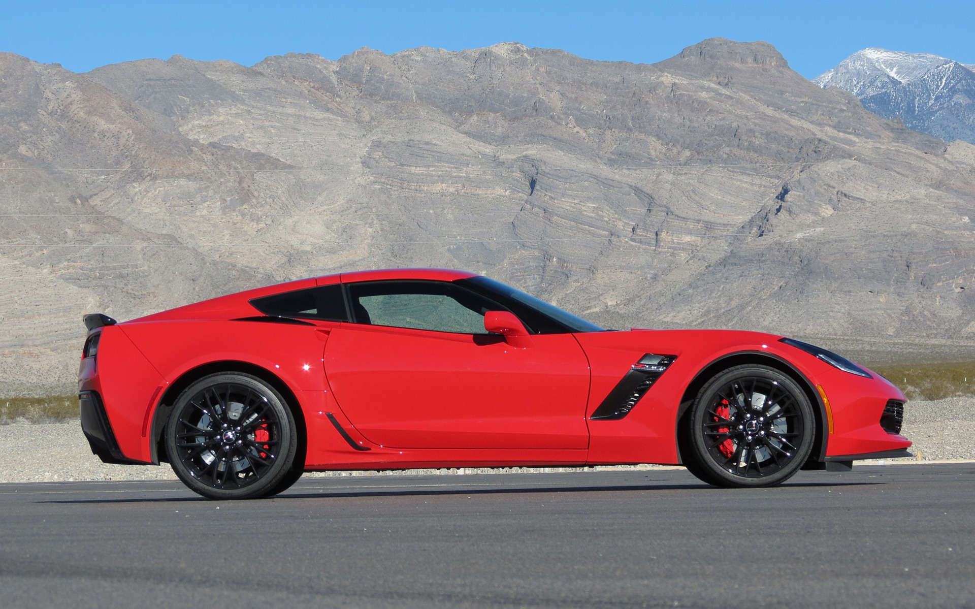 The Z07 option includes Brembo brakes with carbon ceramic discs.