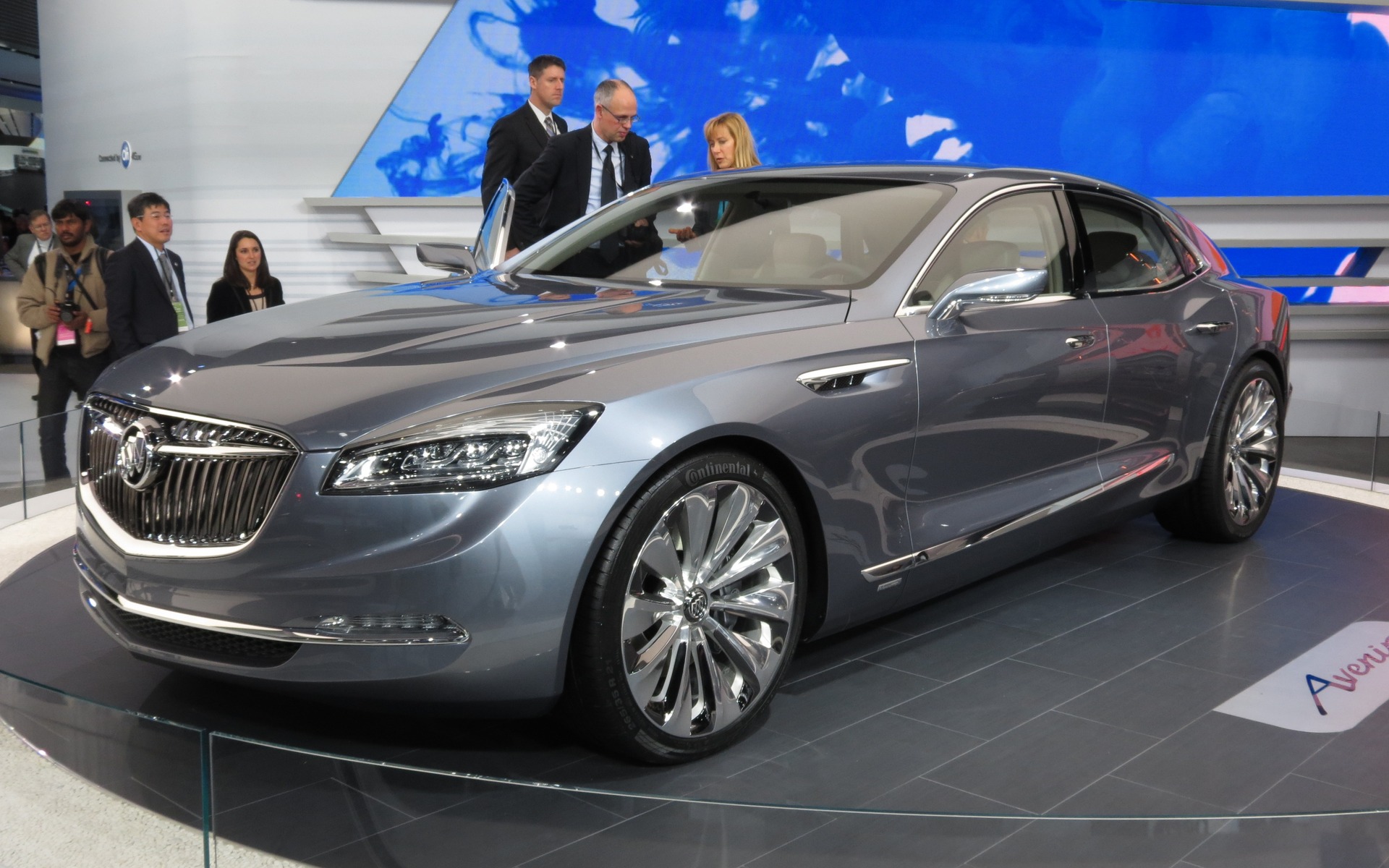 5: Buick Avenir Concept