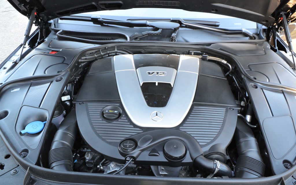 Le moteur de la S600 Maybach est un V12 de 523 chevaux.
