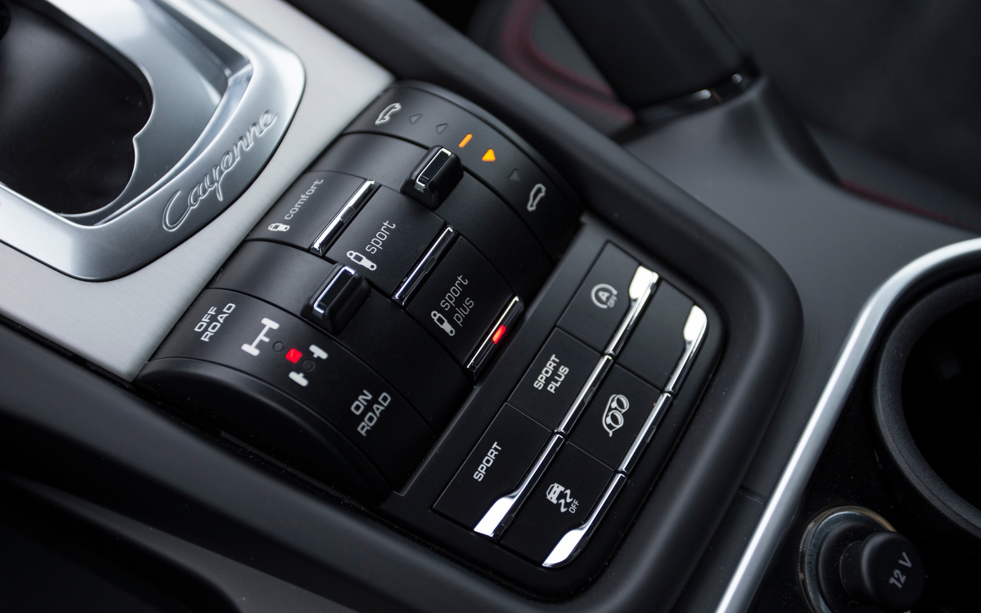 Porsche Cayenne GTS 2016 - Détail de la console centrale