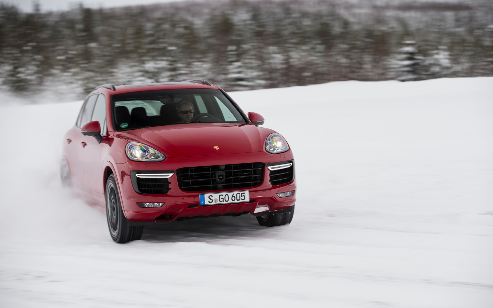 16 Porsche Cayenne Gts And Turbo S Dynamic And Exclusive The Car Guide