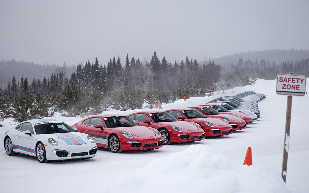 2015 Porsche Camp4 at the Mécaglisse circuit.