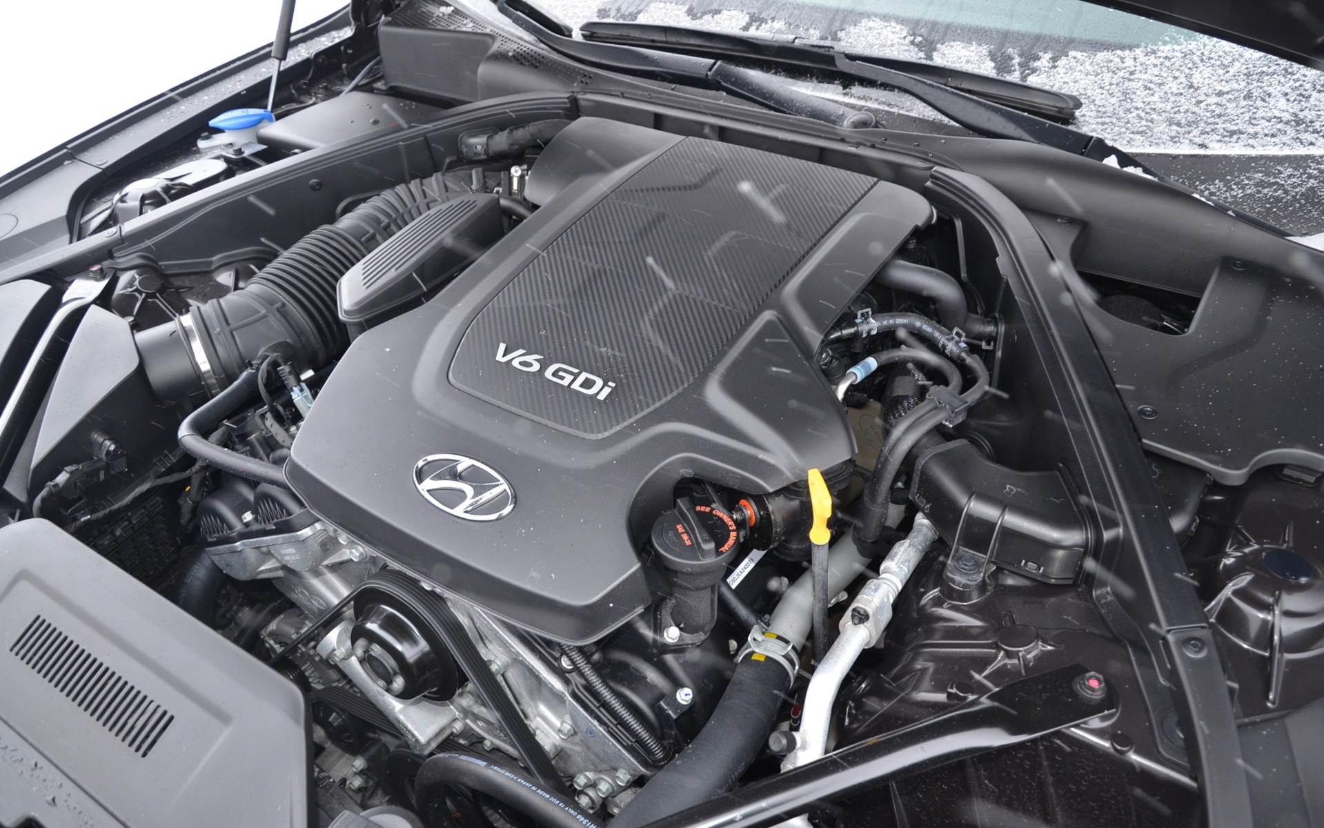 Hyundai Genesis 2015 - Moteur V6 de 3,8 litres et 311 chevaux