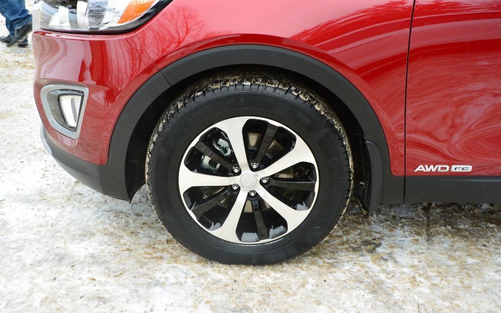 The alloy wheels come in 17, 18 or 19 inch sizes, depending on the trim.