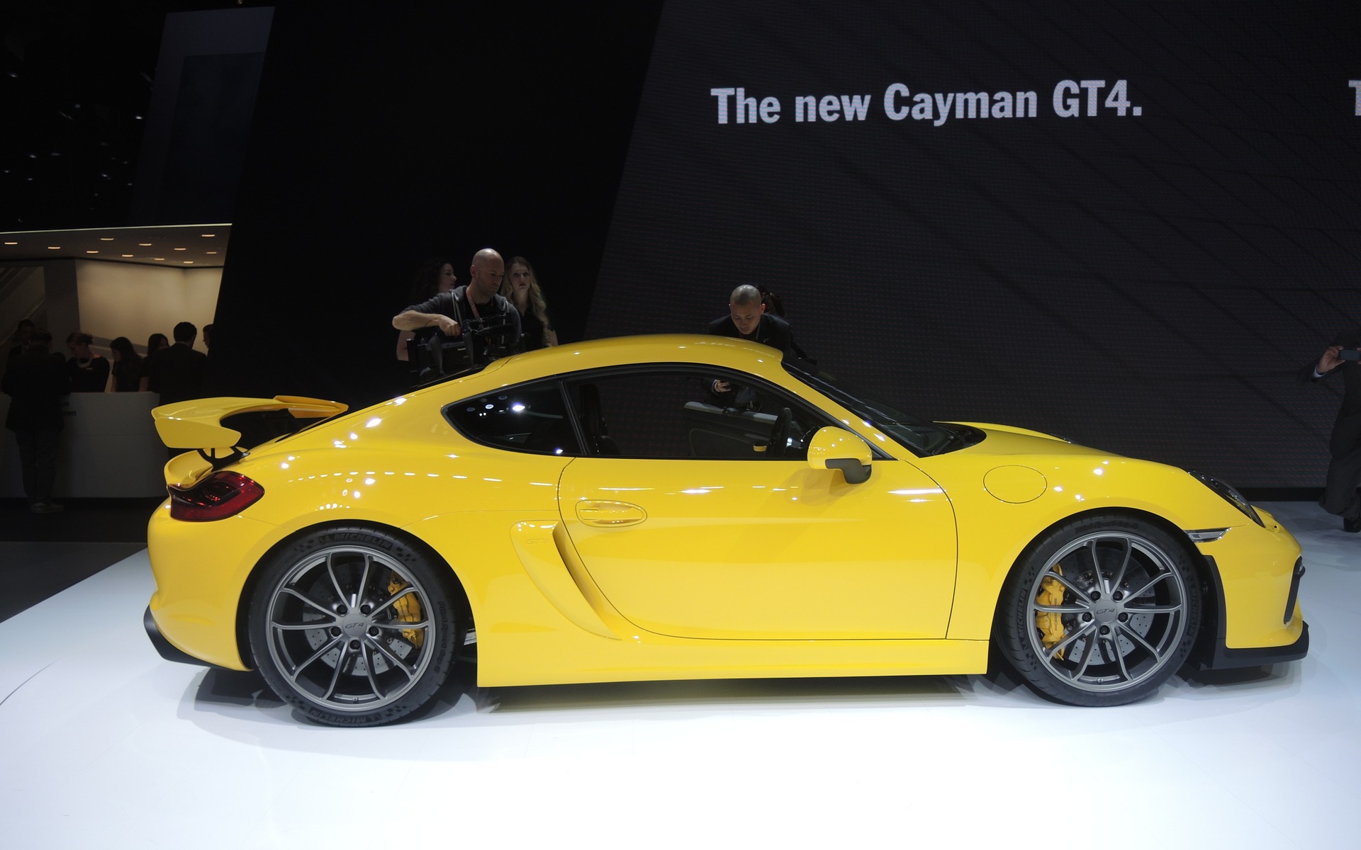 Porsche Cayman GT4