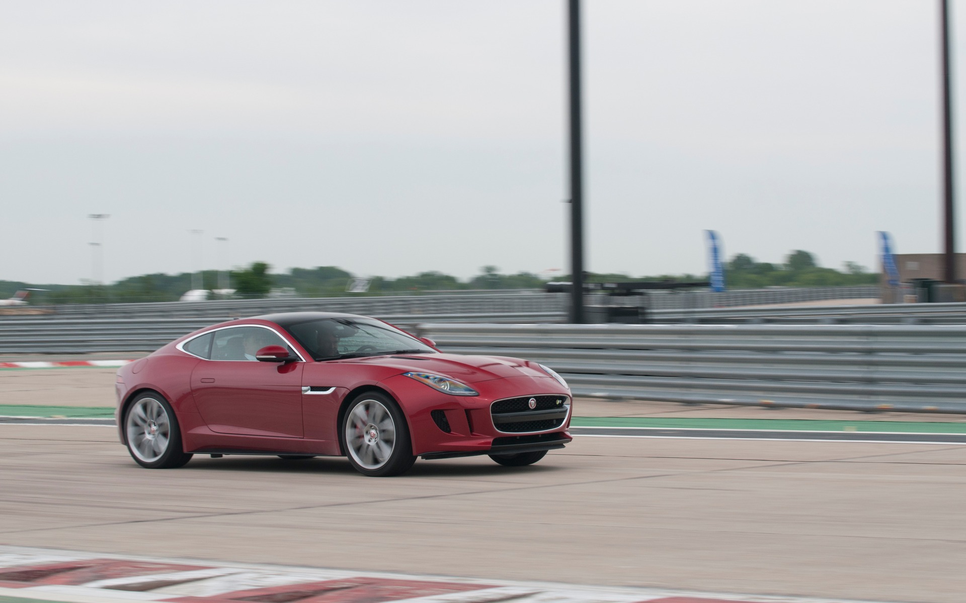 3e: Jaguar F-Type Coupe