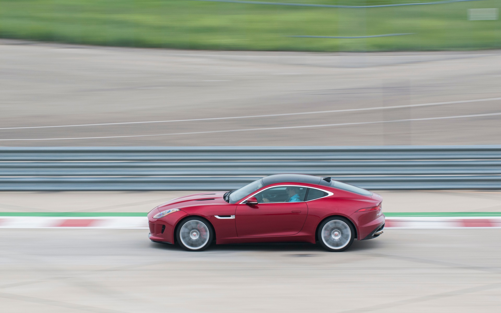 3e: Jaguar F-Type Coupe
