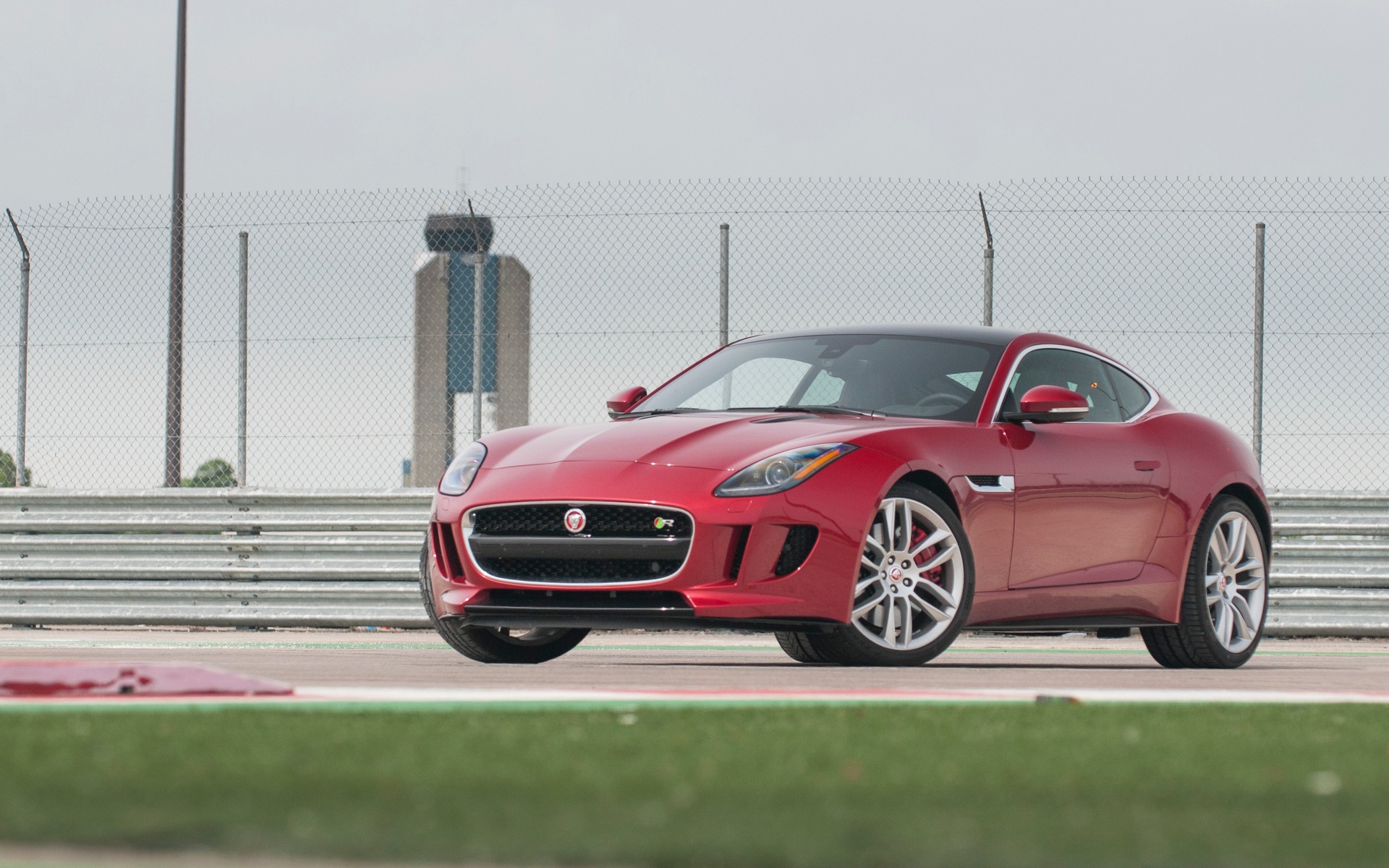 3e: Jaguar F-Type Coupe
