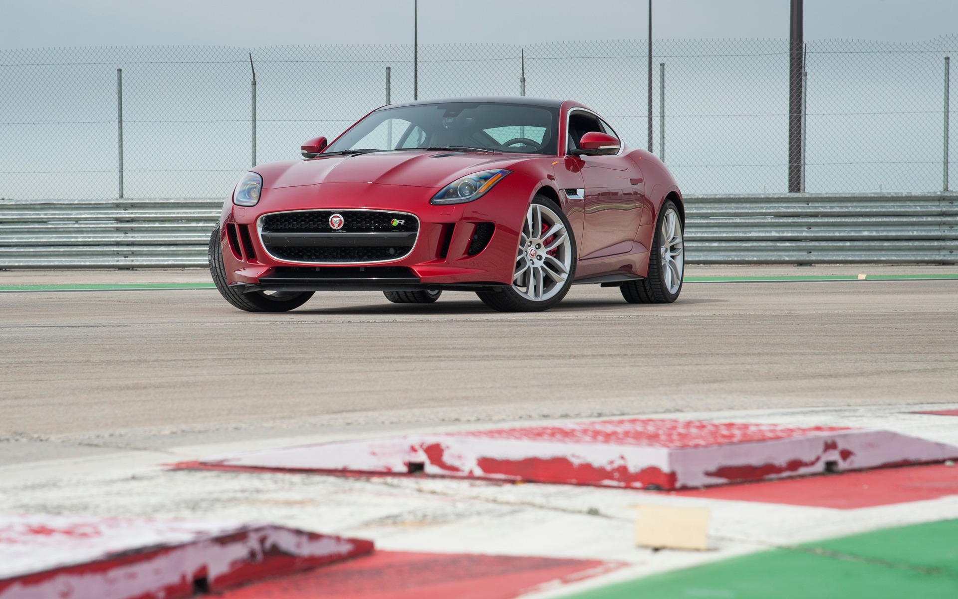 3e: Jaguar F-Type Coupe