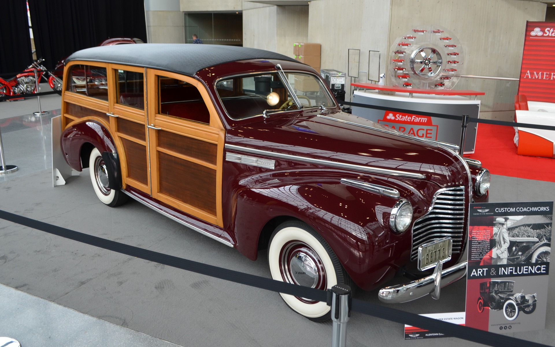 Superbe Buick Super Estate Wagon 1940. Un "woodie" parfait!