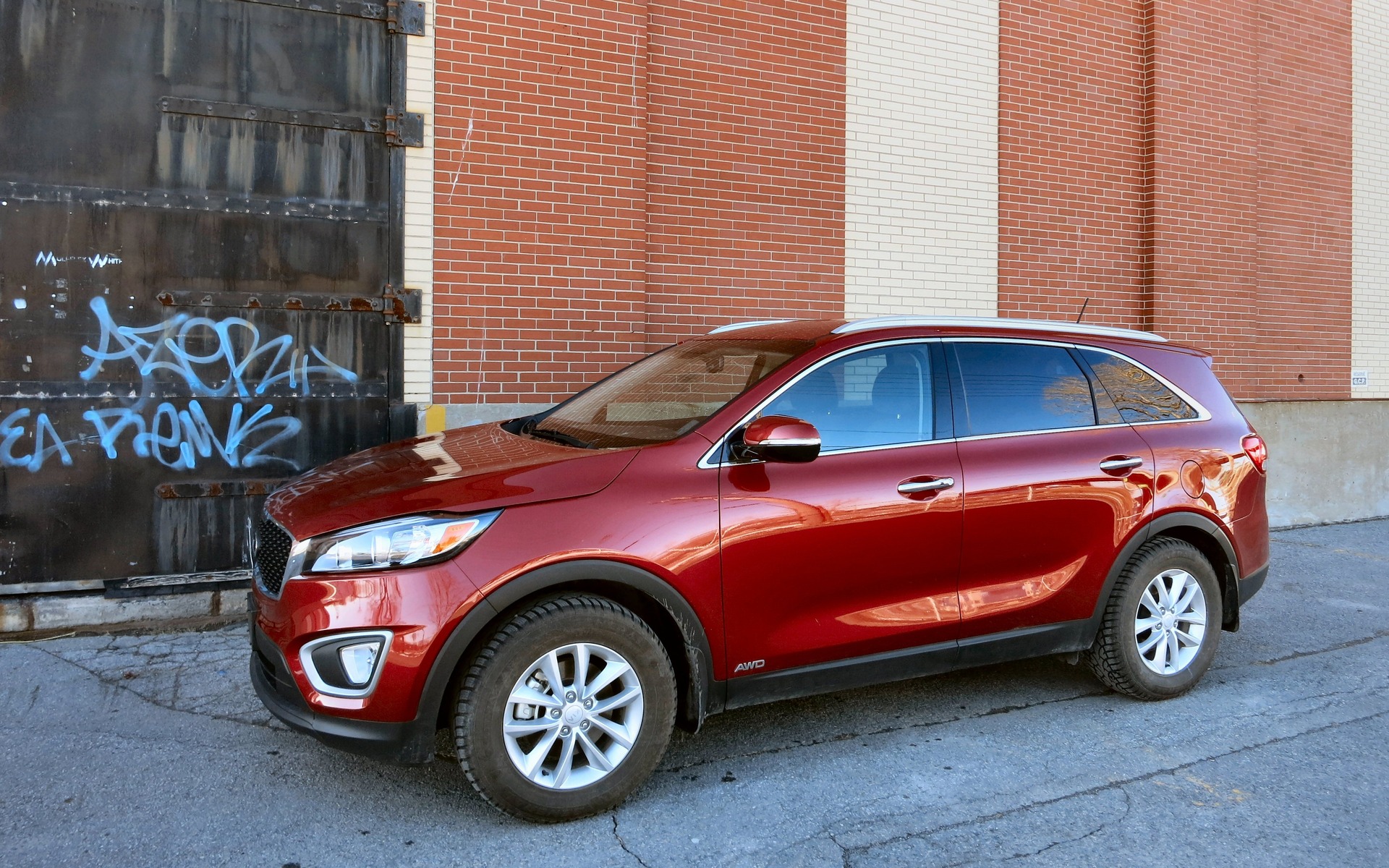 The redesigned Kia Sorento has been stretched three inches.