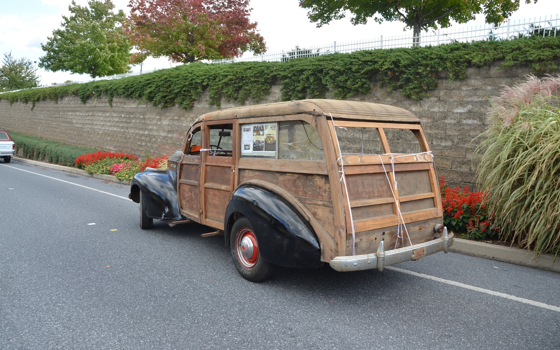 Survivor 1941 Packard