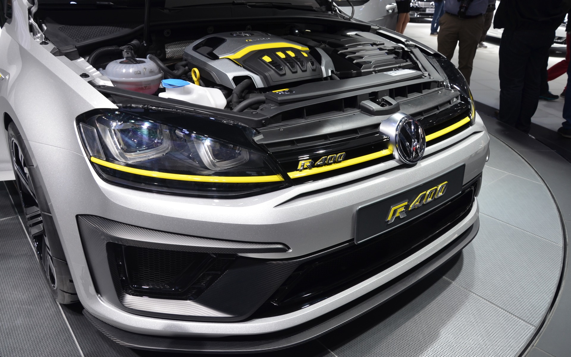 The Volkswagen Golf R400 Will Be Built - 4/4