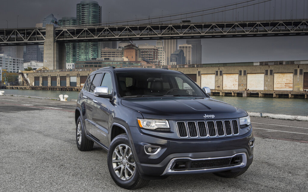 Jeep Grand Cherokee 2015: Parfait Pour Une Piste De Course… En Plein Hiver - Guide Auto