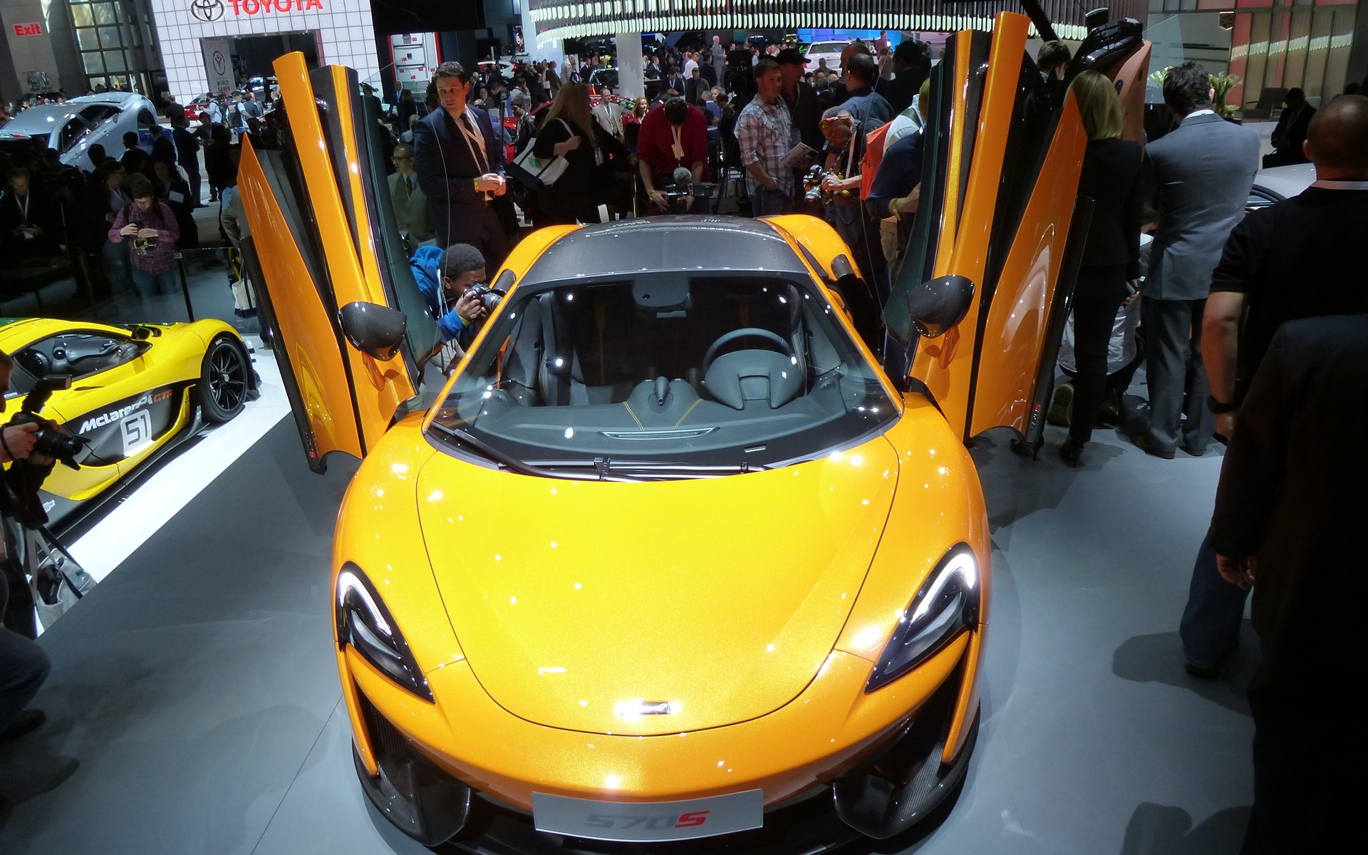 McLaren 570S