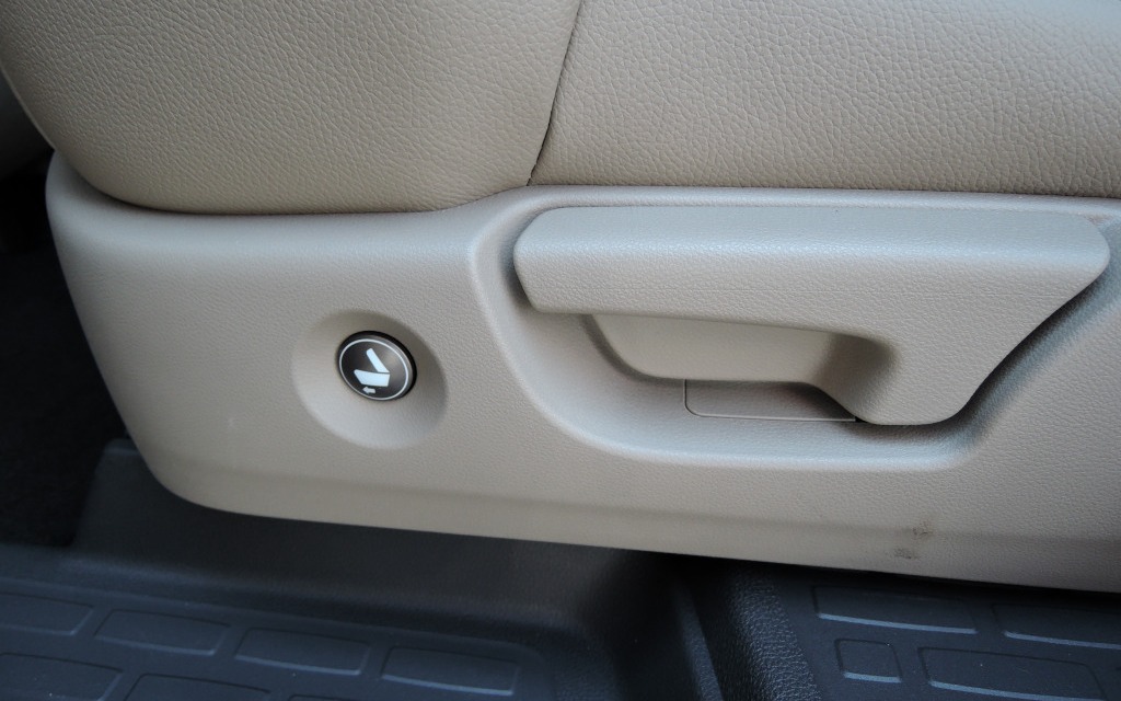 Le siège arrière se rabat au contact d'un seul bouton.