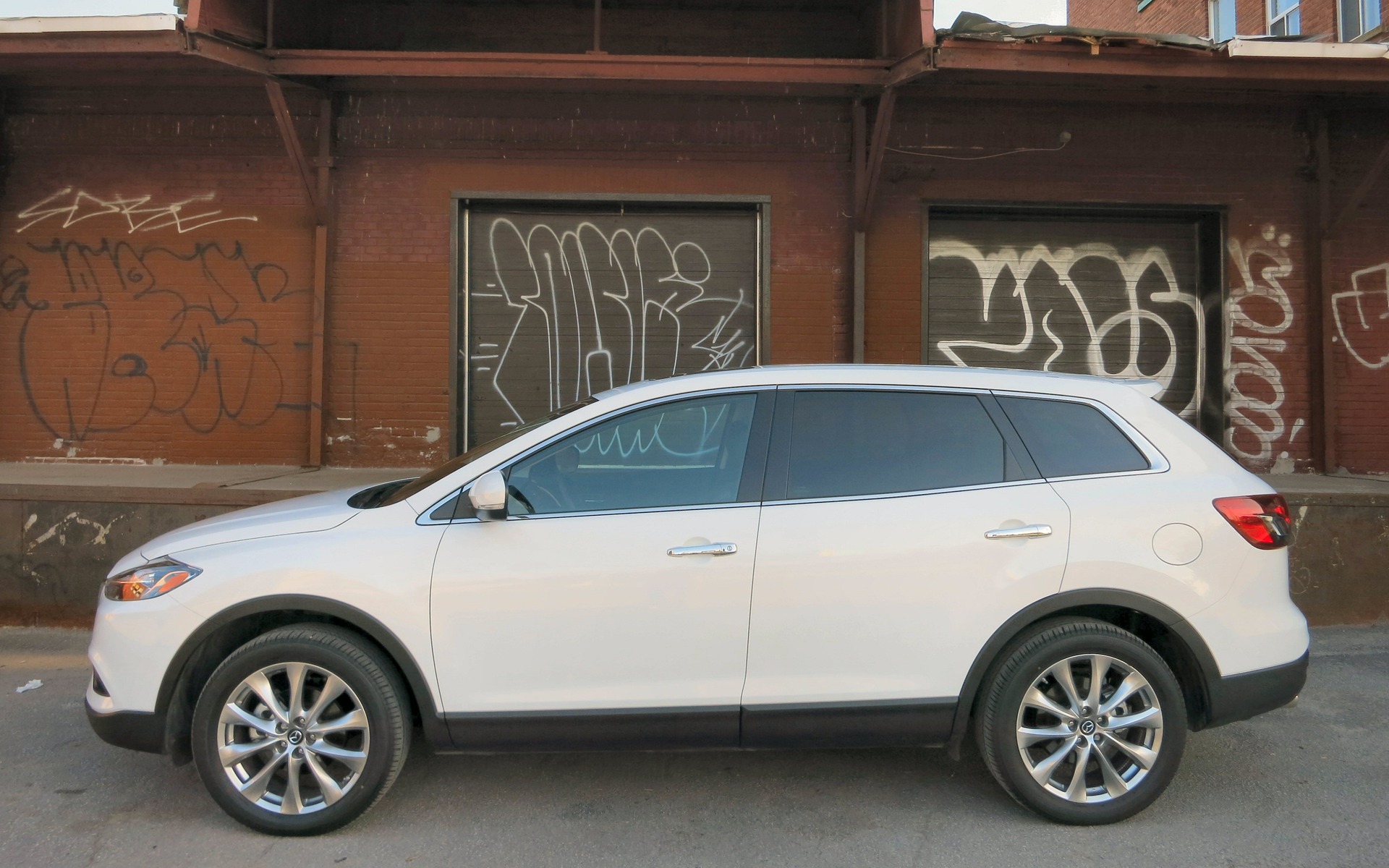 The 2015 Mazda CX-9 certainly isn't any less titanic than its competitors.