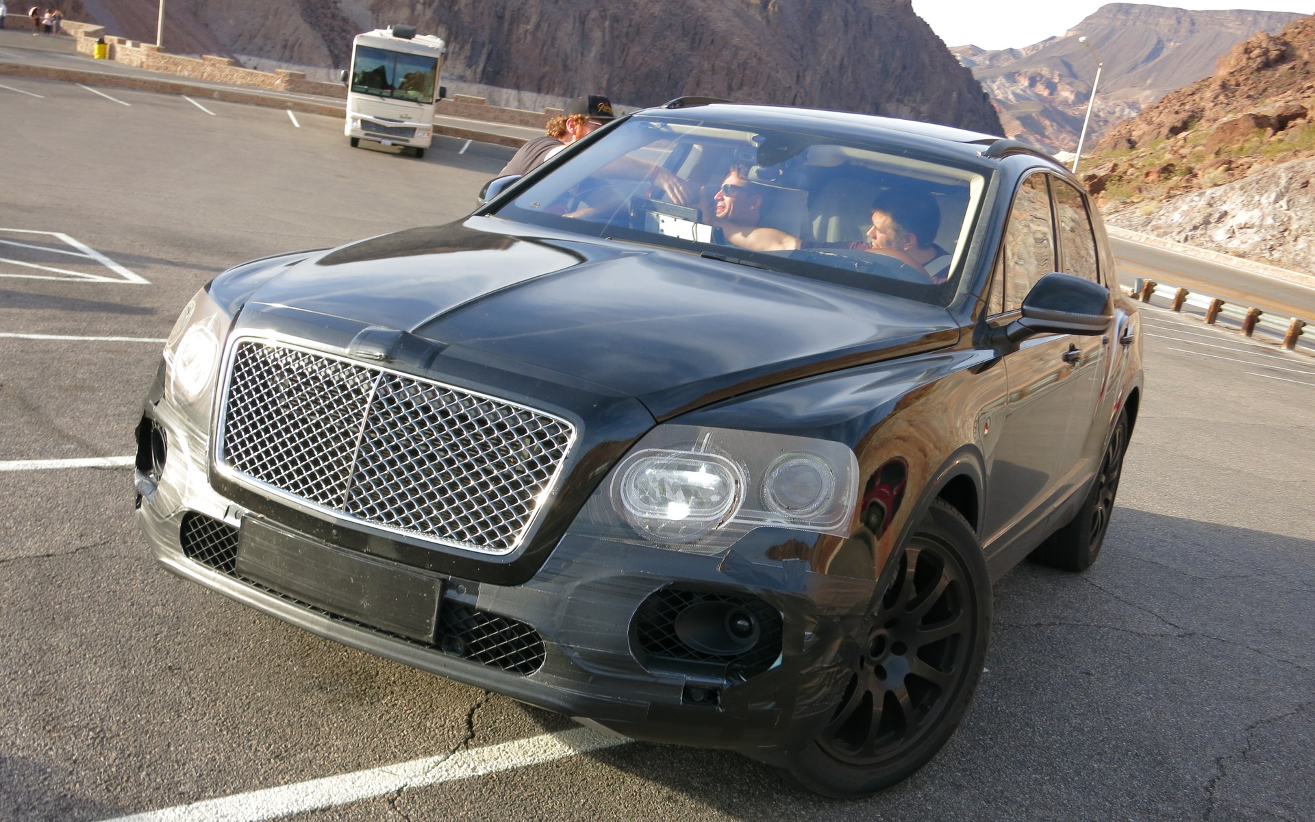 Bentley Bentayga.