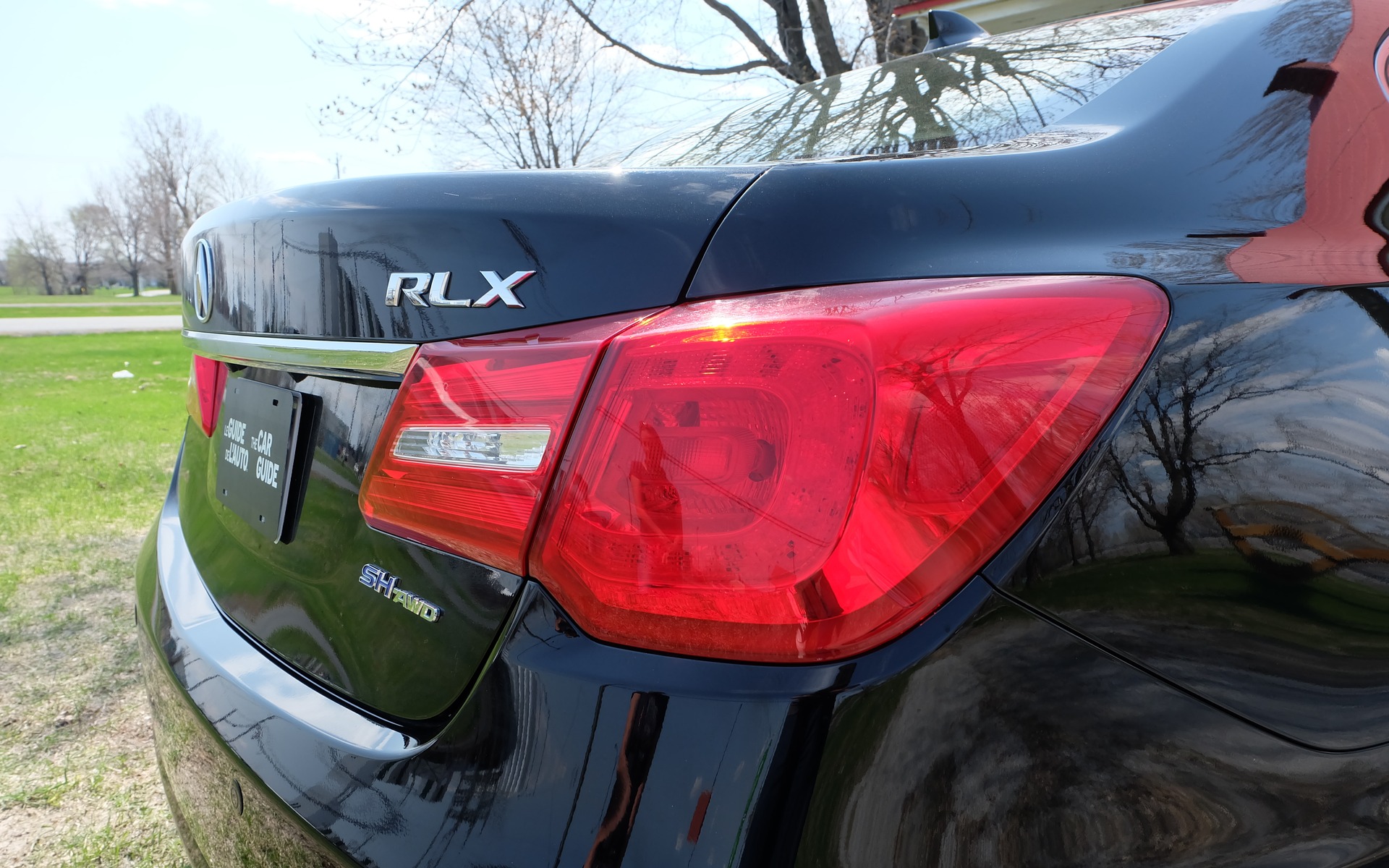 2015 Acura RLX Sport Hybrid