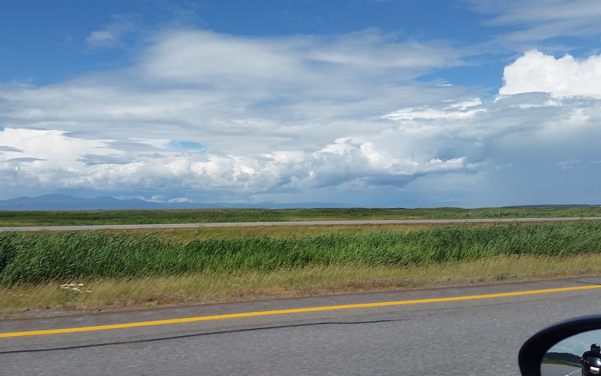 le fleuve à perte de vue.