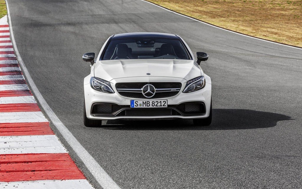 Here Is The 16 Mercedes Amg C63 Coupe The Car Guide