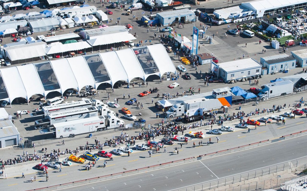 Rennsport V à Laguna Seca.