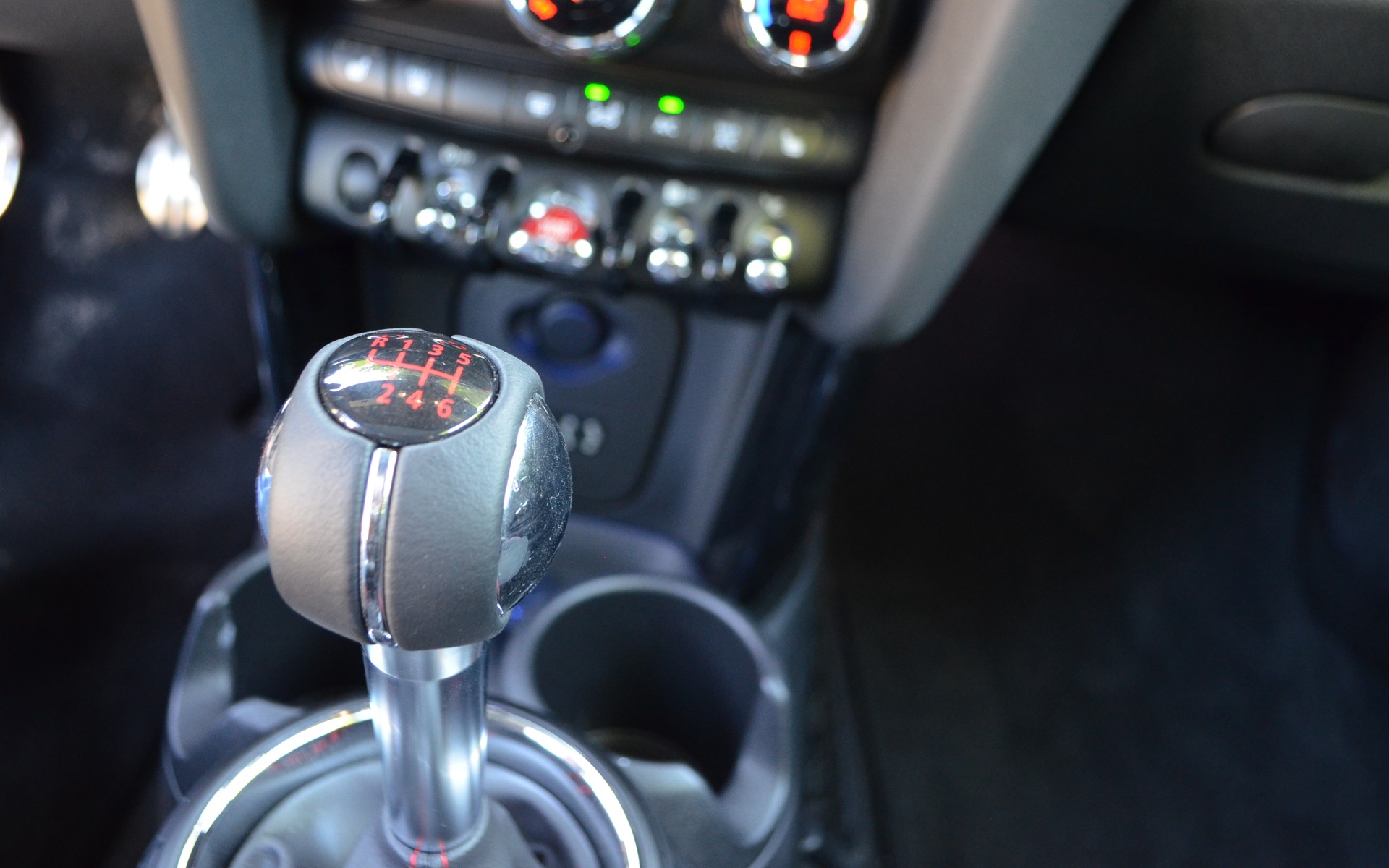 A manual shifter is what this car deserves.
