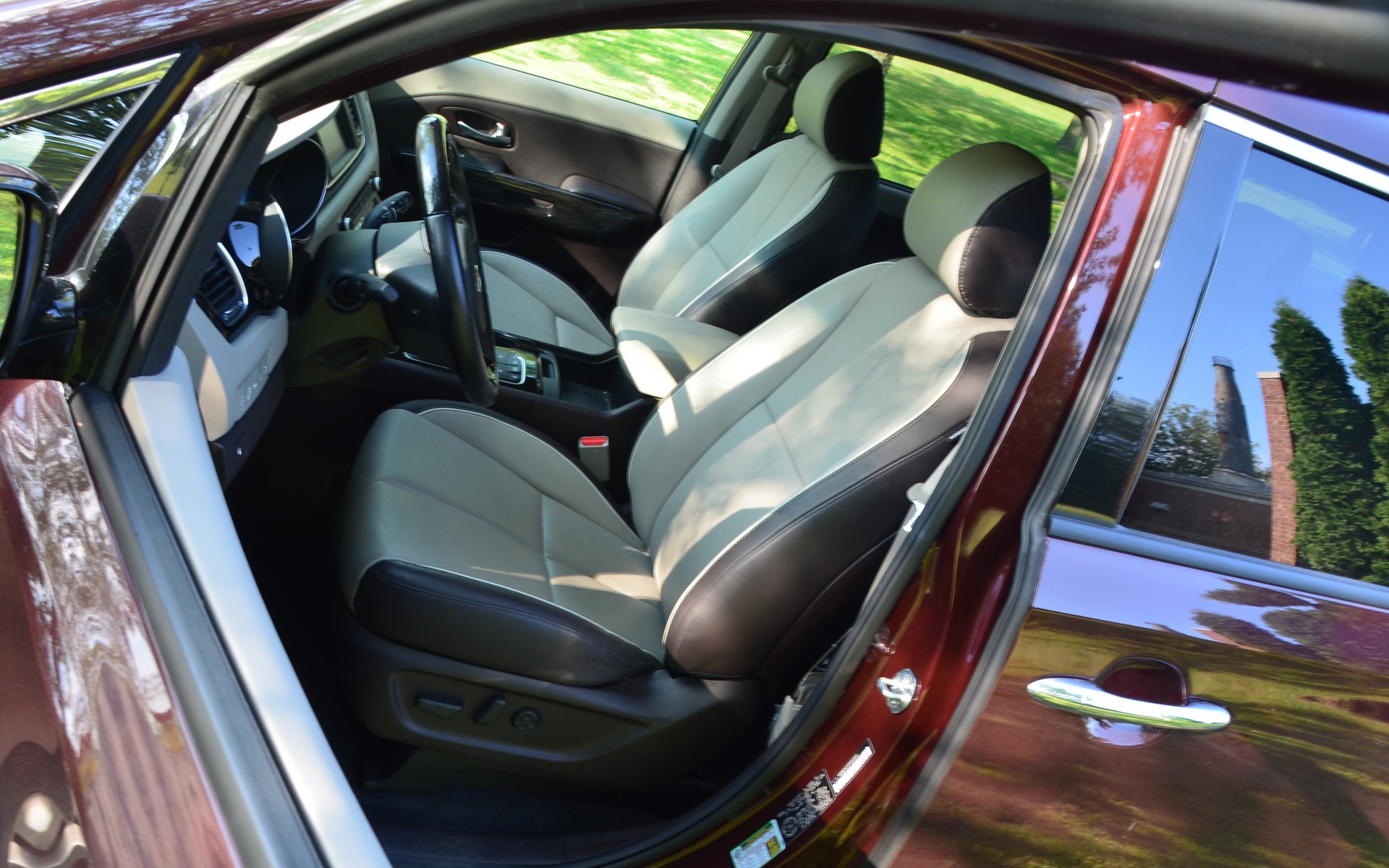 Rien à redire sur les sièges avant...