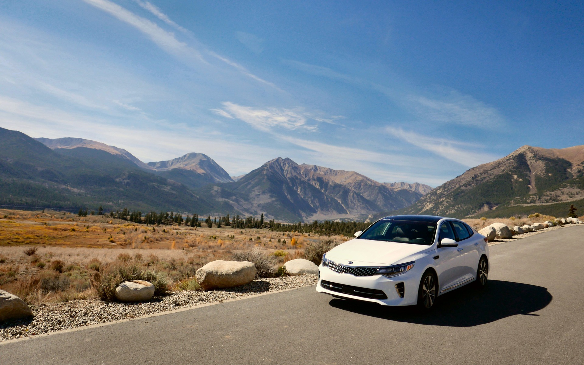 The 2016 Kia Optima's chassis has been optimized for comfortable commuting.