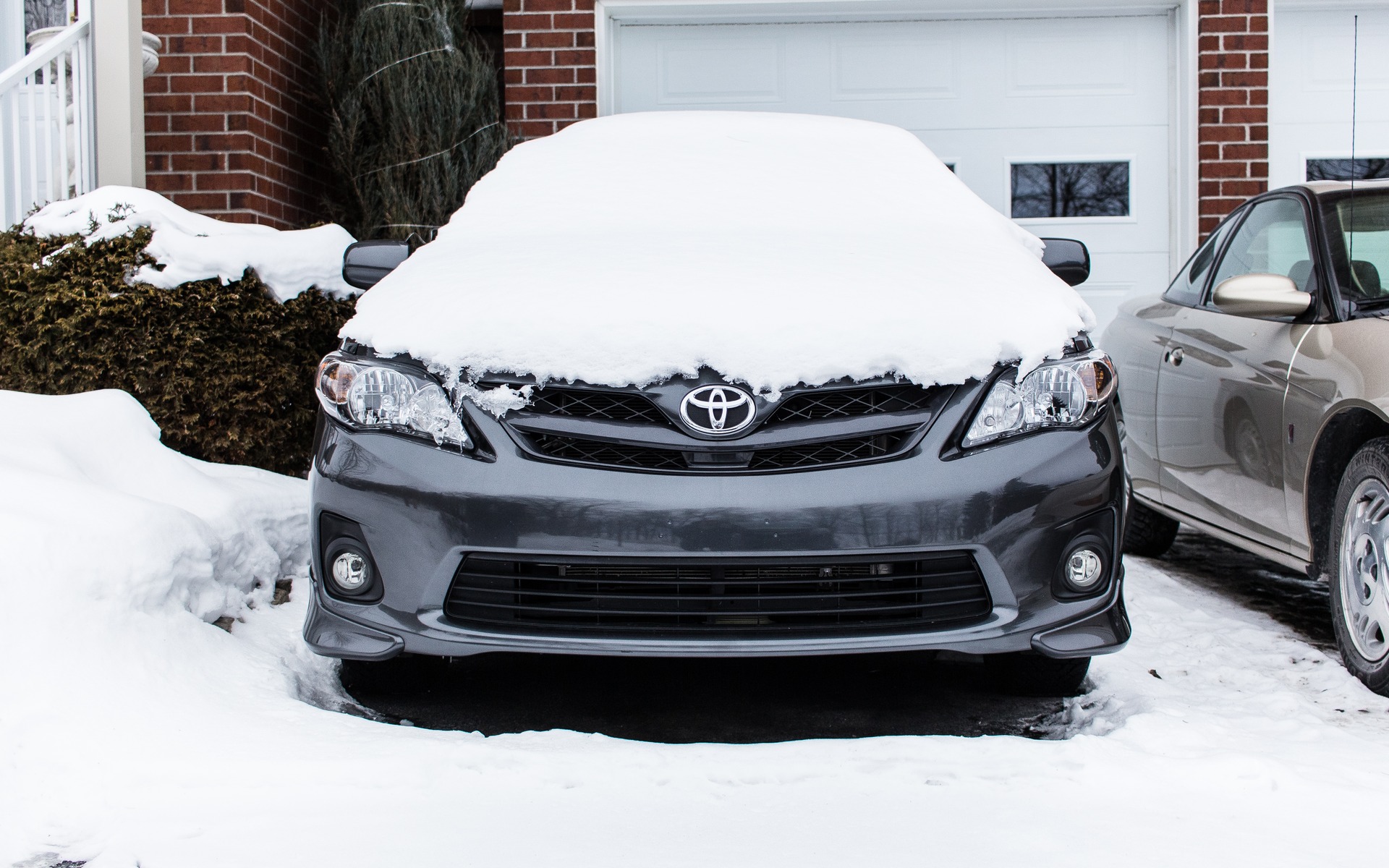 Five Tips for Storing Your Car in Winter