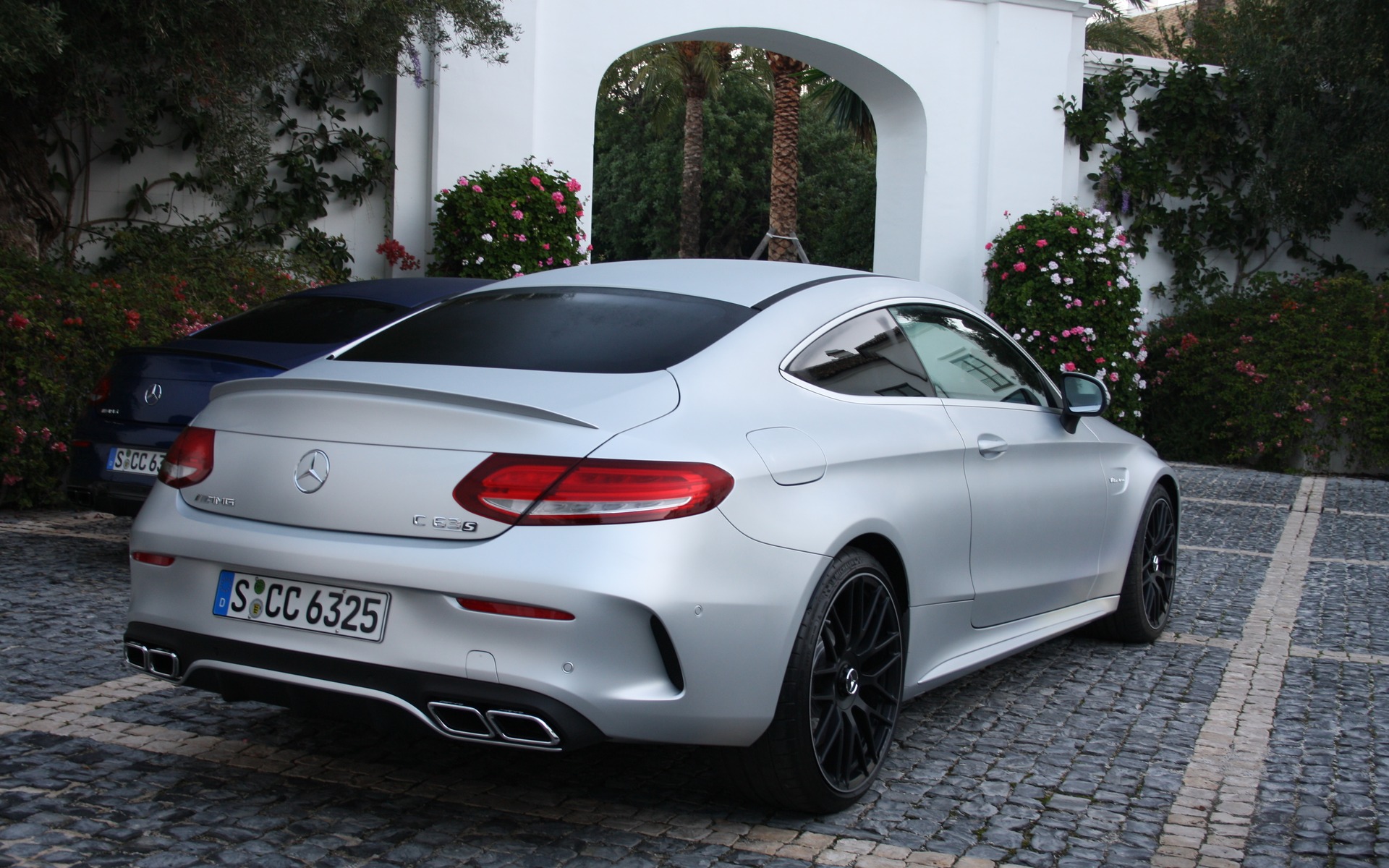 Only subtle details help distinguish the Mercedes-AMG C 63 S from the C 63.