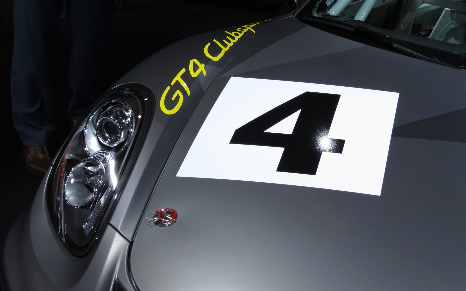 The Cayman GT4 Clubsport will be ready to race as delivered.