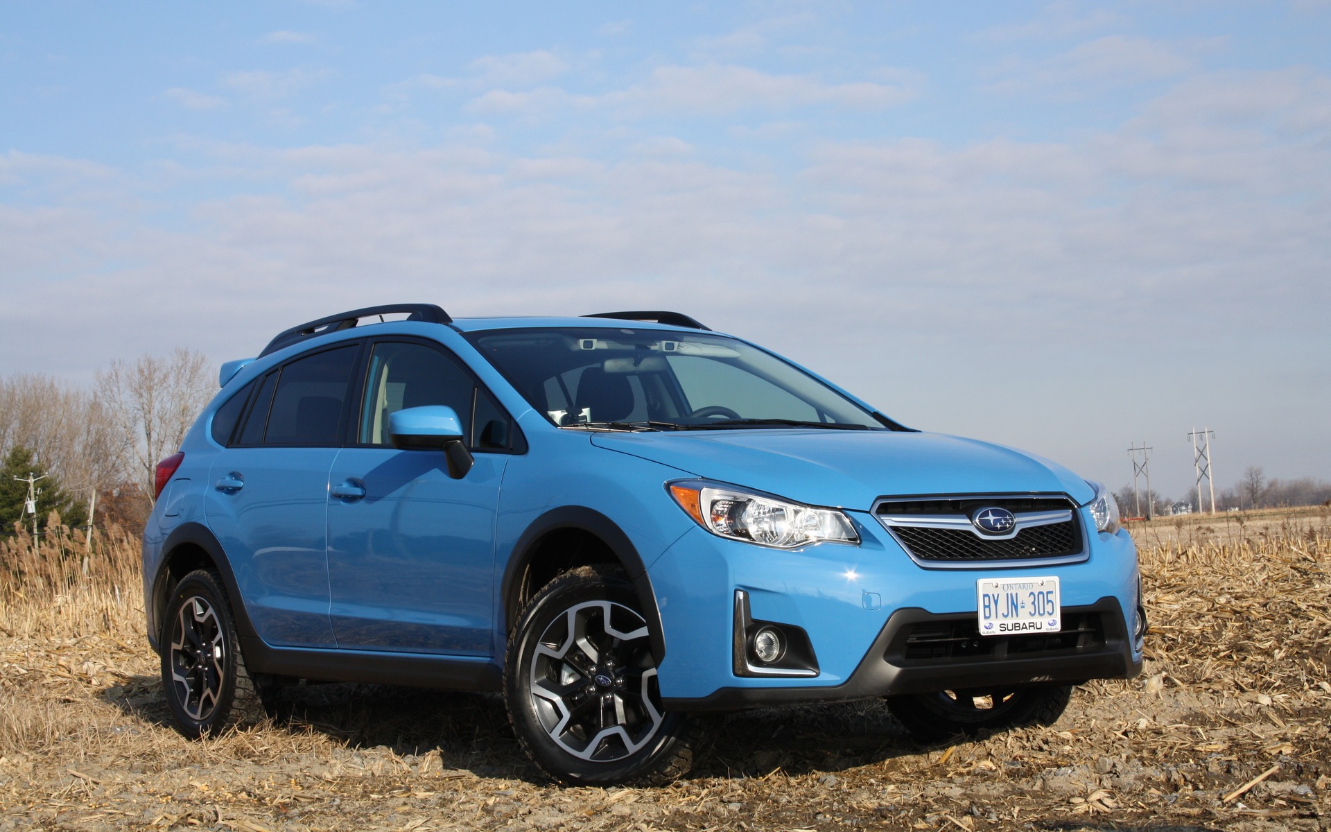 The Hyper Blue paint is now offered on the 2016 Subaru Crosstrek