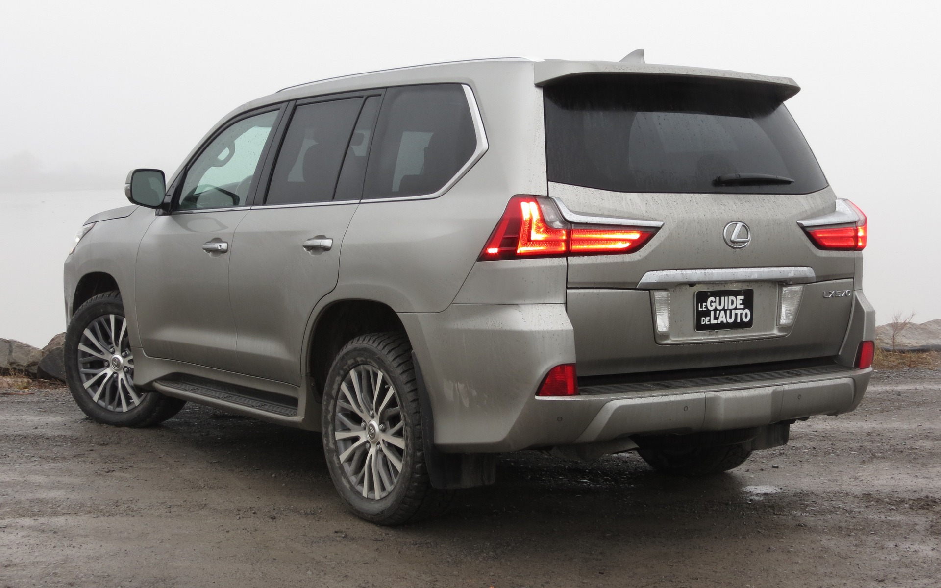 Lexus LX 570 2016