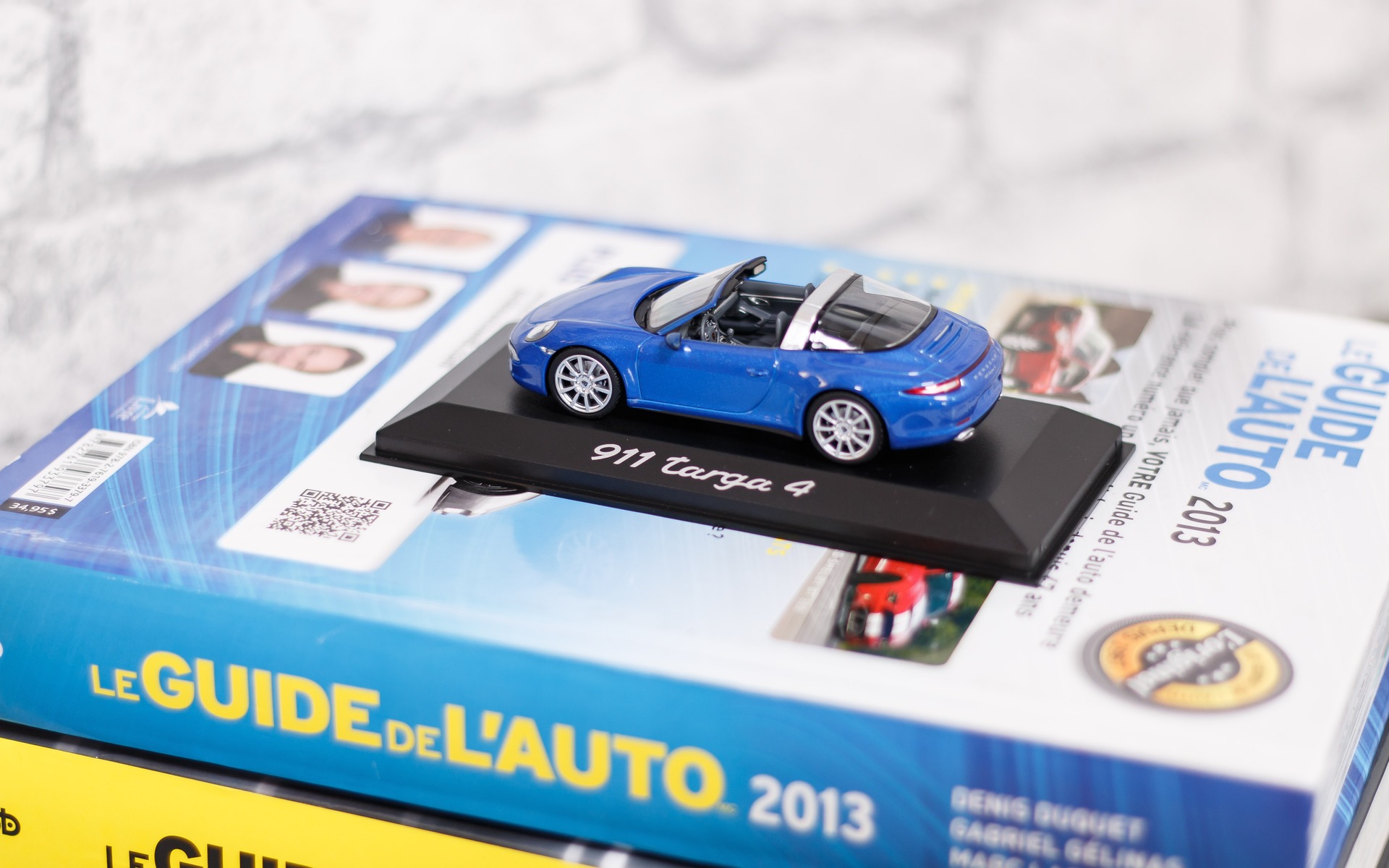 Porsche Targa 4 1:43. 80$