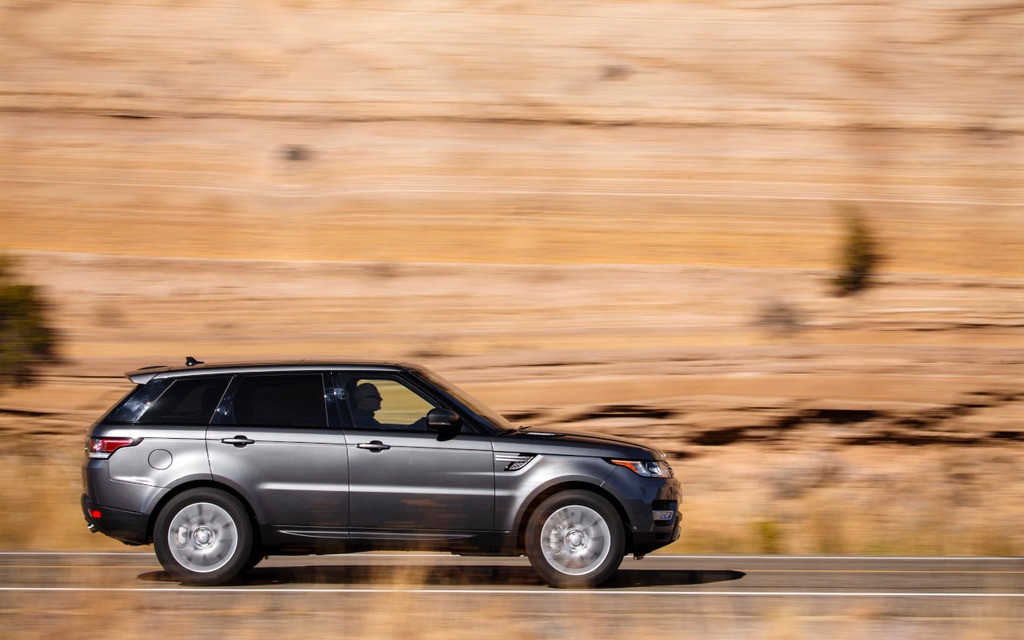 A harmonious blend: Sedona's red rock scenery and the Range Rover Sport.