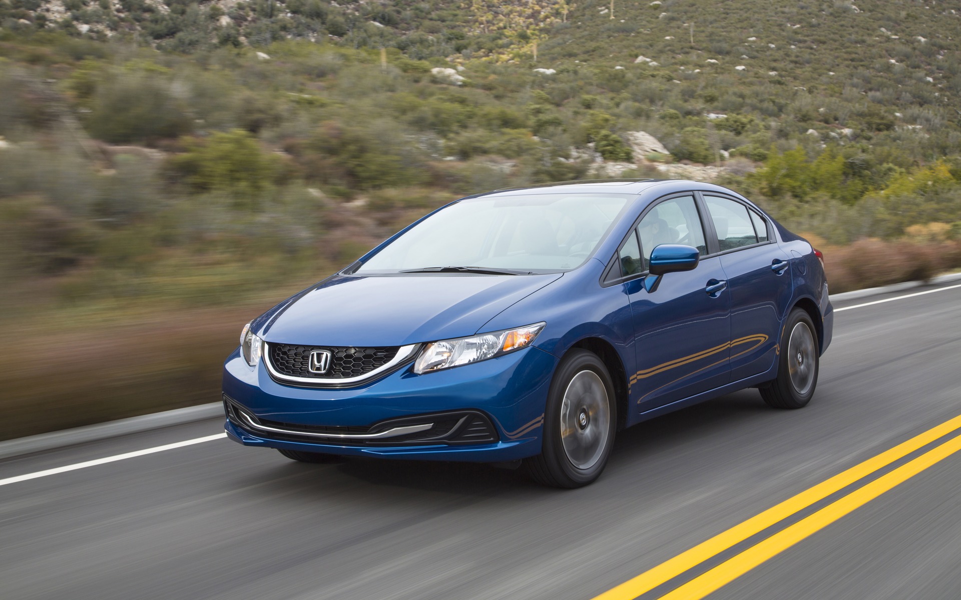 #1: Honda Civic : 64 950 units