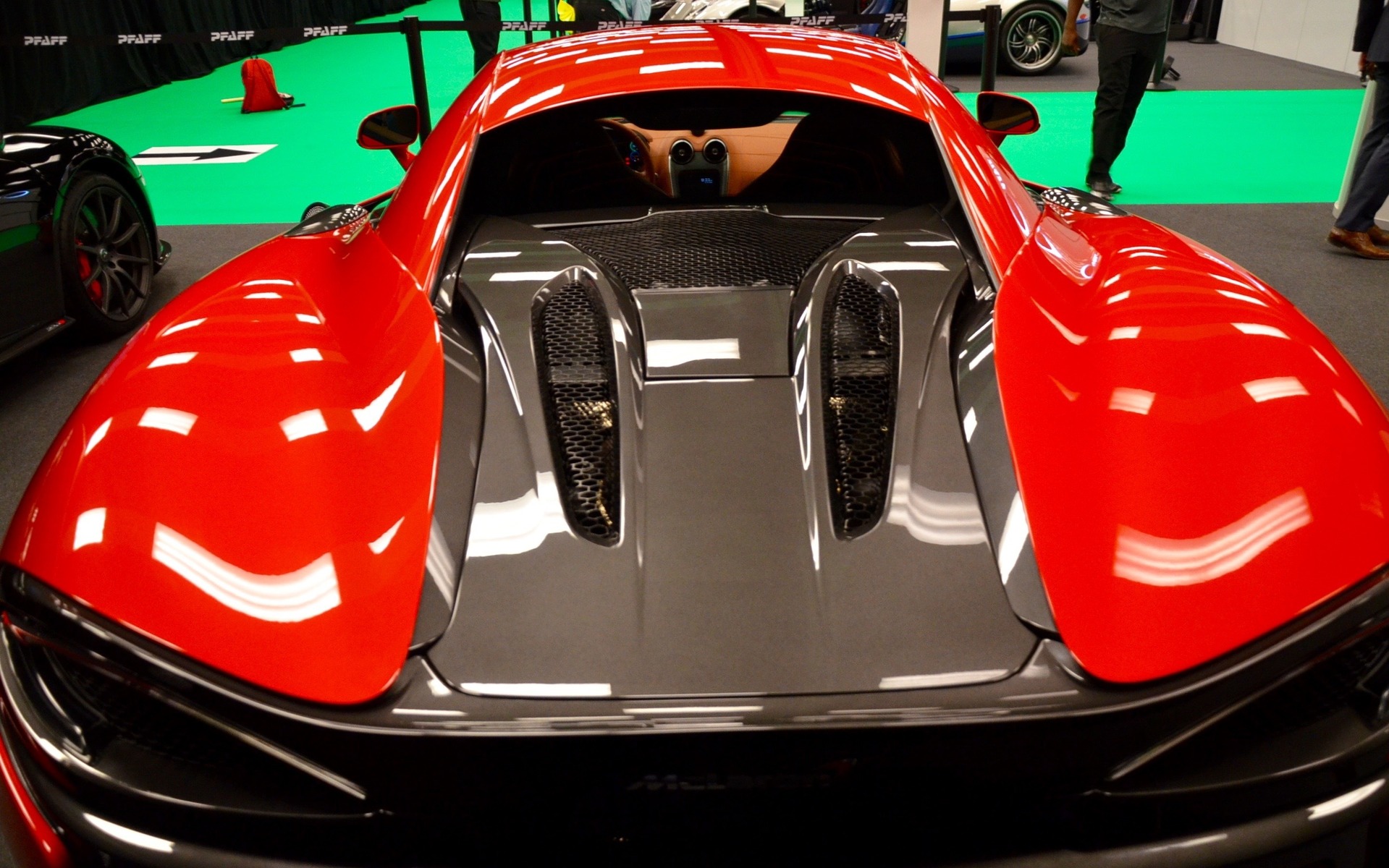 McLaren 570S at the 2016 Montreal Auto Show