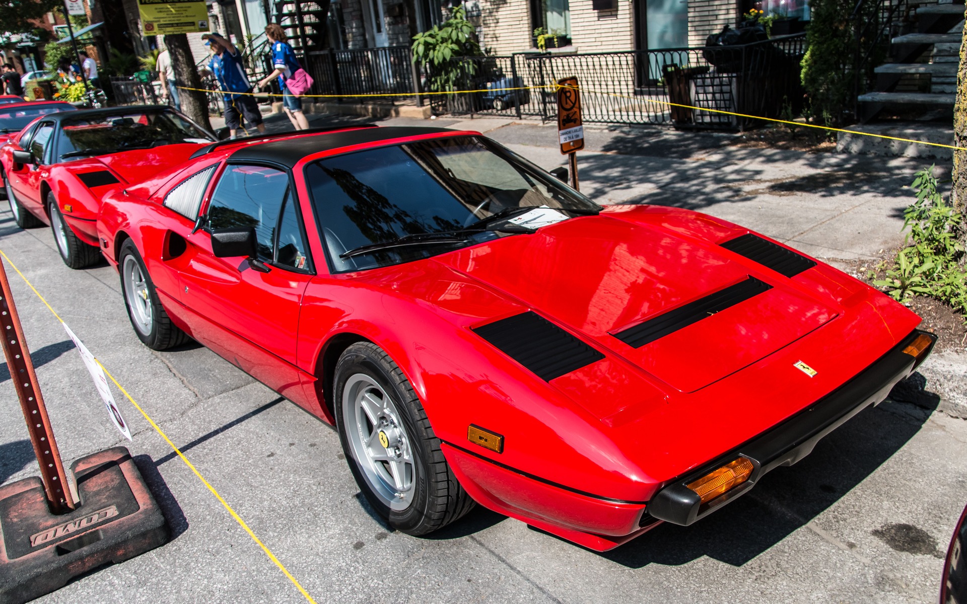 Des Ferrari dans les rues de Montréal lors du Grand Prix 2015